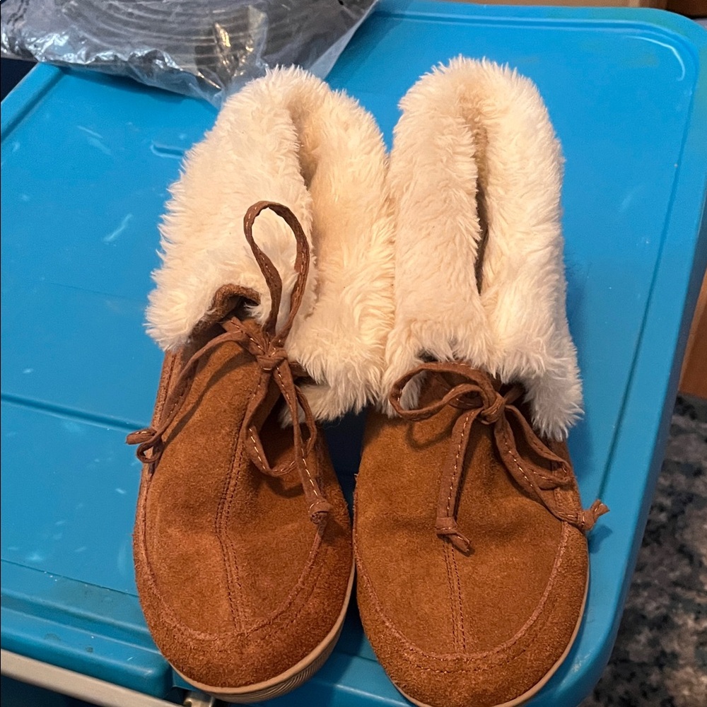 Madewell Faux Fur Lined Suede Moccasin Slippers - Chestnut Brown